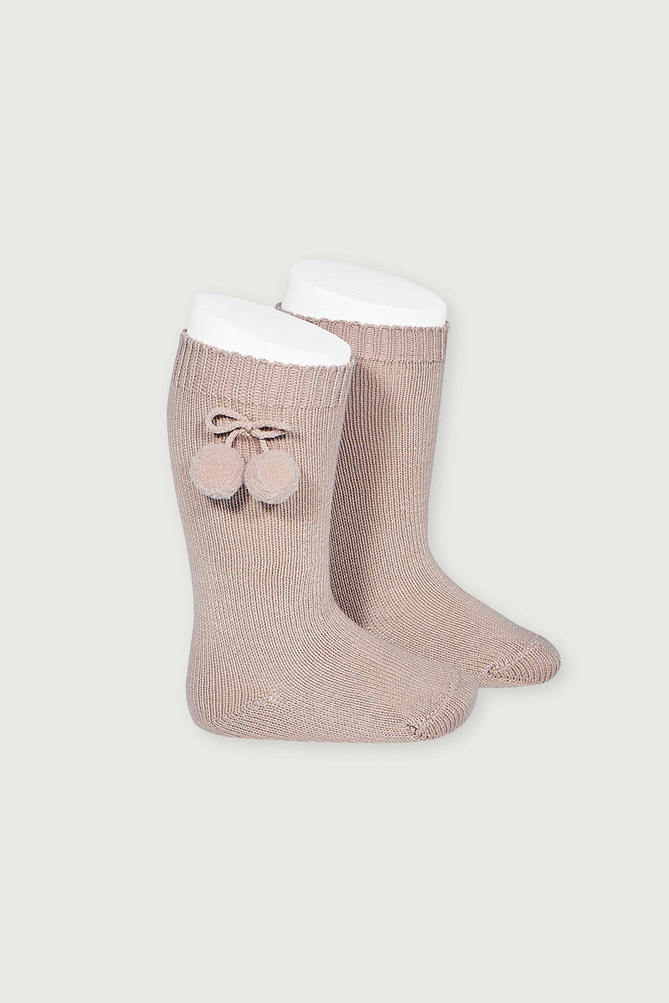 CALCETINES CONDOR ALTOS DE ALGODÓN, LISOS CON BORLAS
