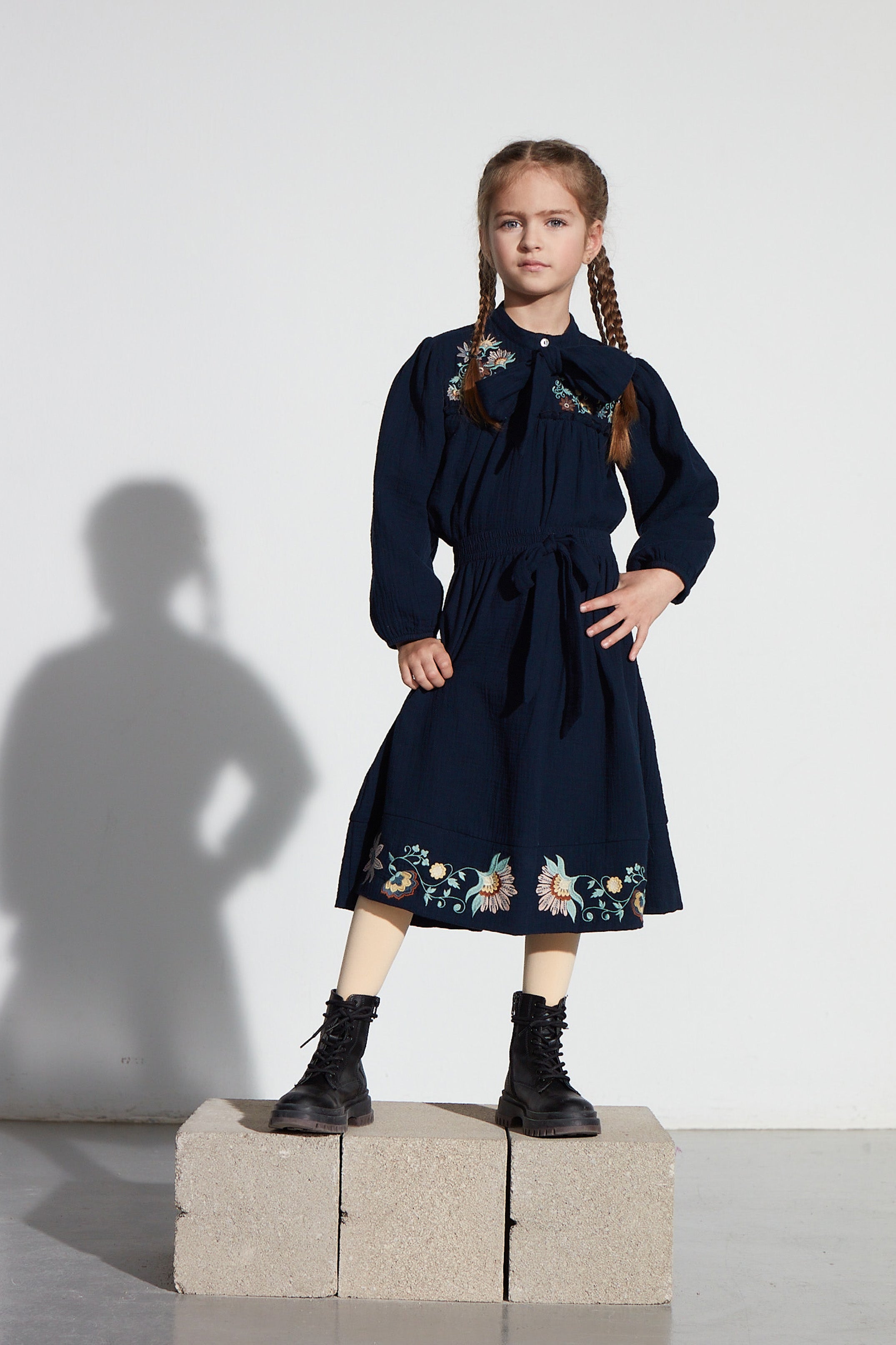 Coco Au Lait BLUE NIGHT EMROIDERED DOUBLE GAUZE SKIRT Blue Nights