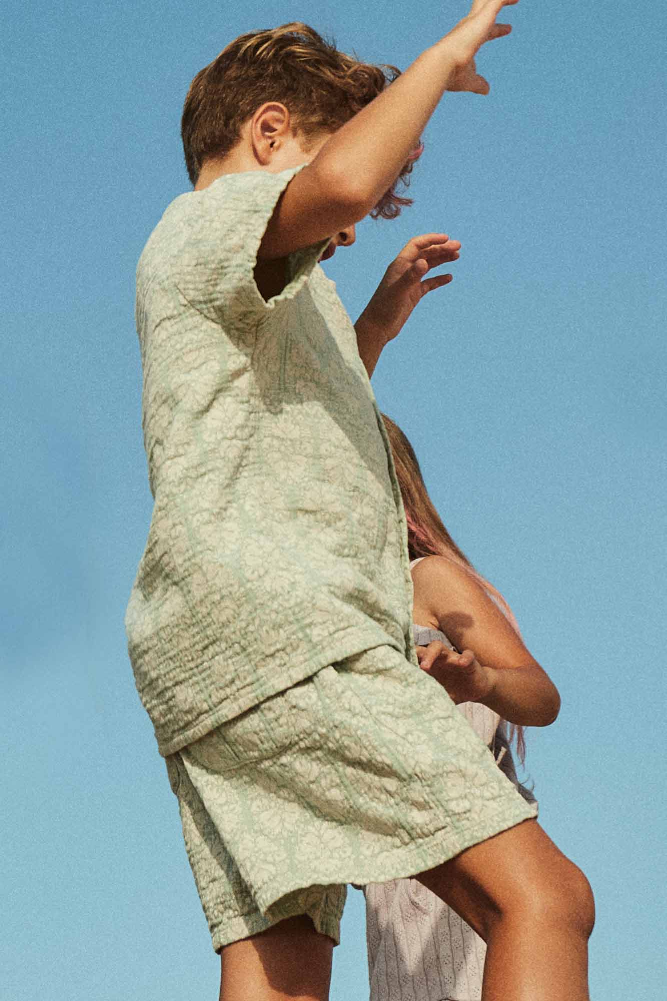 Coco Au Lait GREEN VINTAGE WALLPAPER BABY SHIRT  Sea Foam