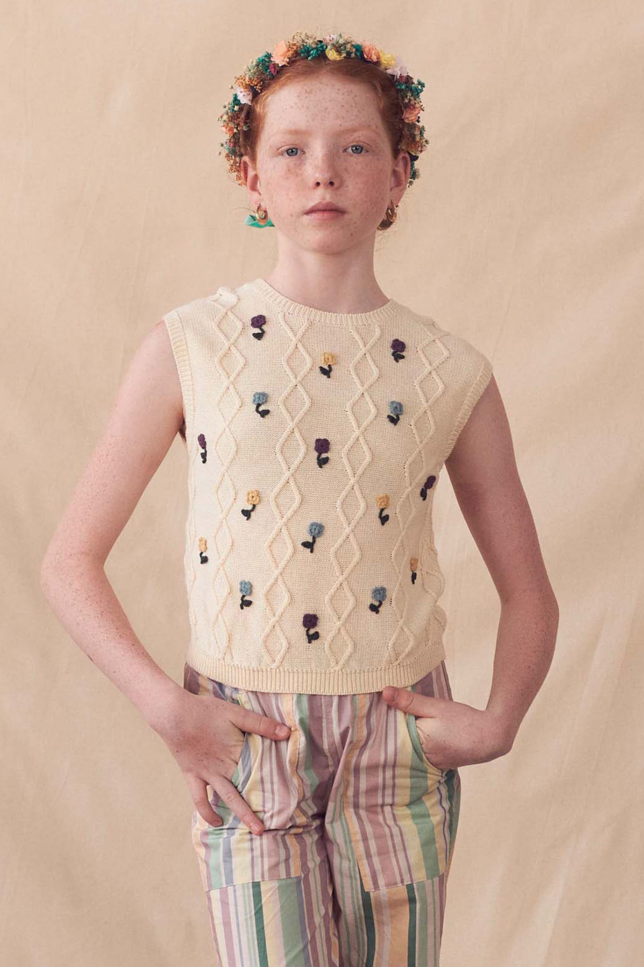 LIGHT YELLOW FLORAL VEST