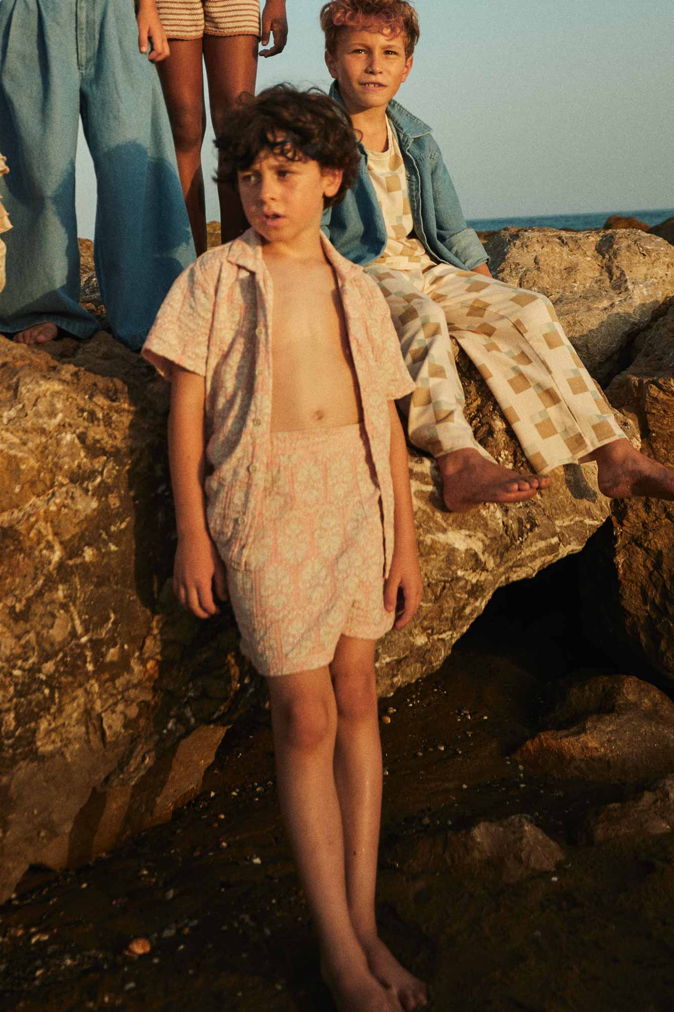 Coco Au Lait PINK VINTAGE WALLPAPER SHIRT  Evening Sand