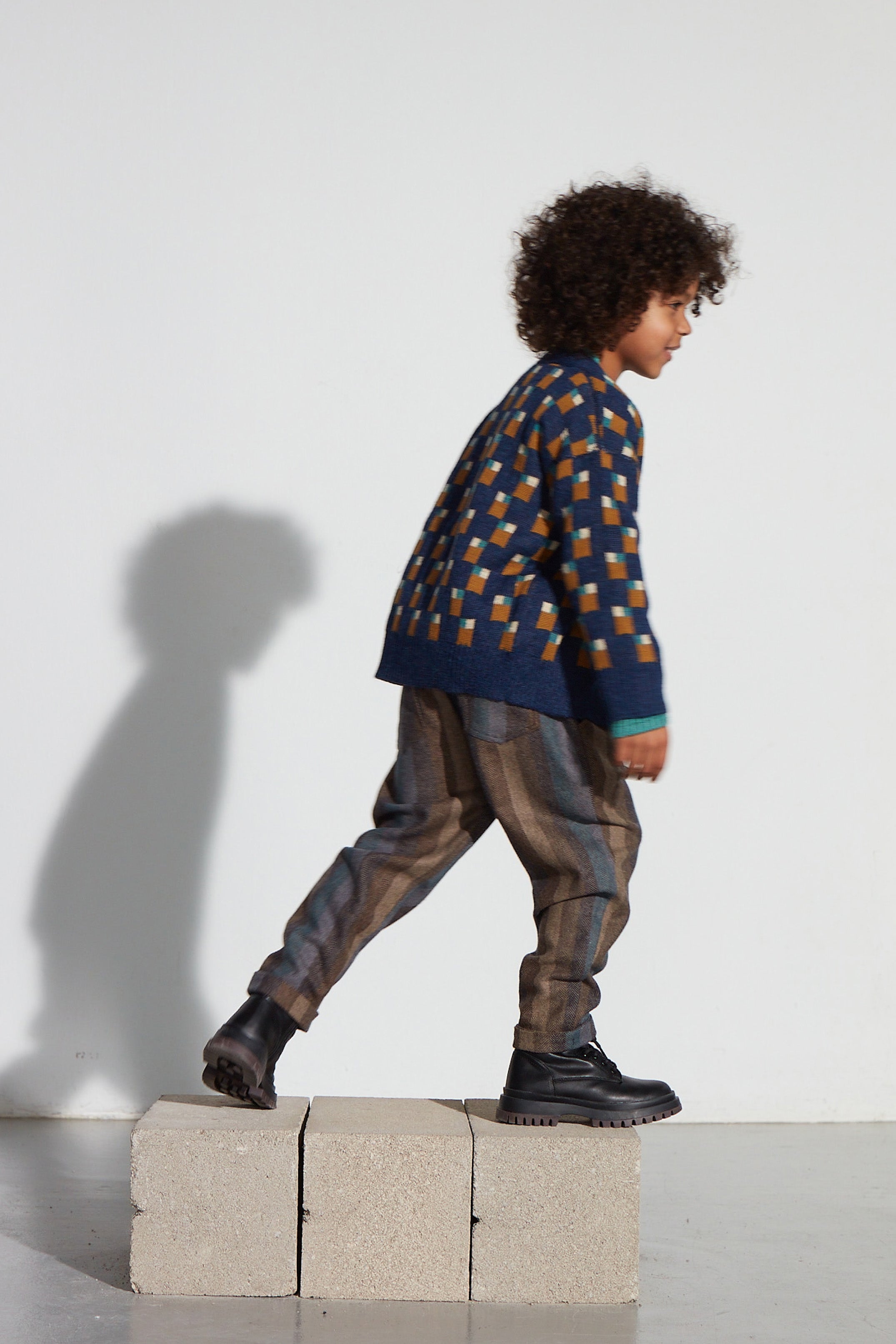 Coco Au Lait ABSTRACT ART KNITTED CARDIGAN  Blue Nights