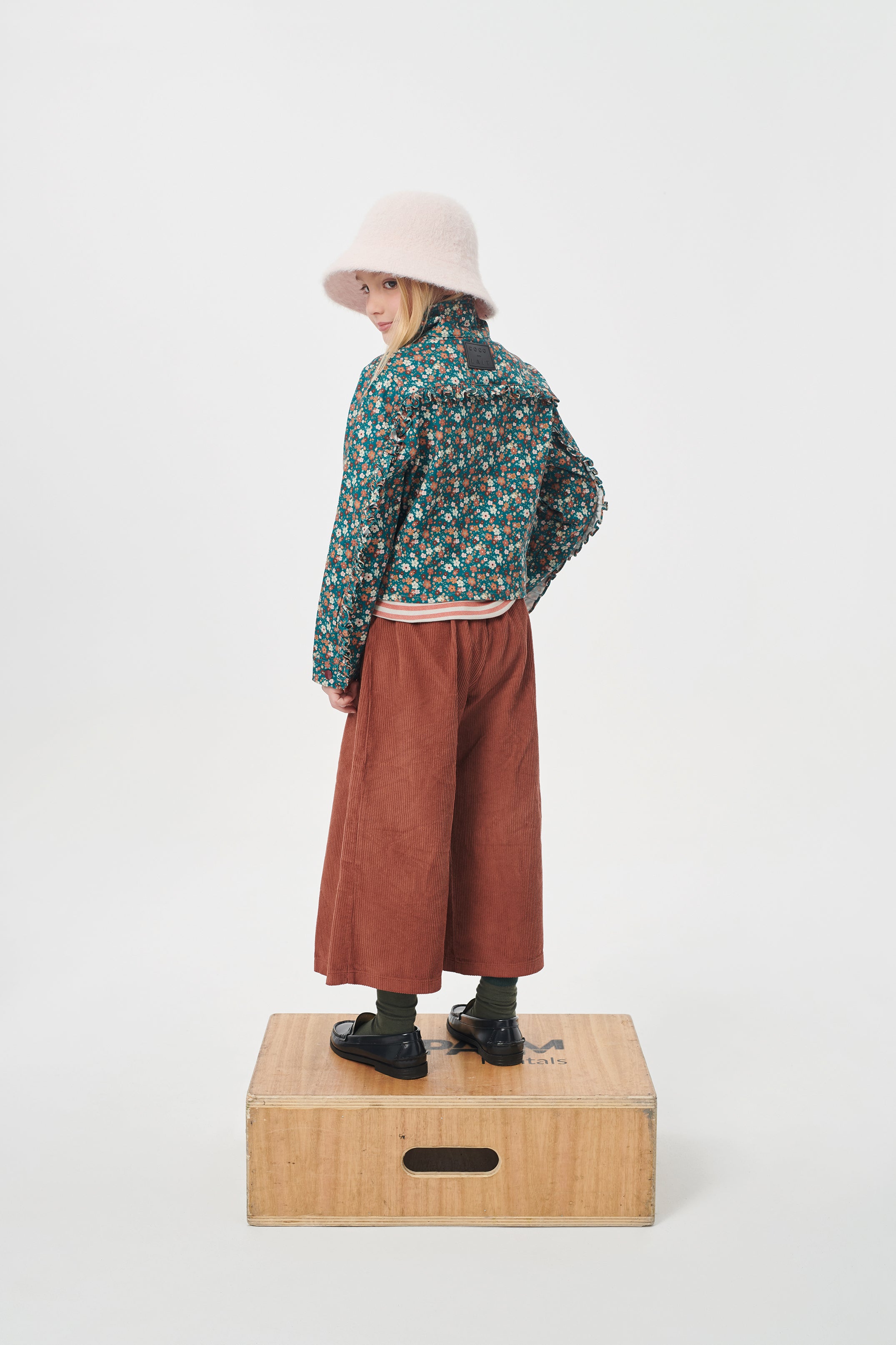 Pantalón de Pana Con Pliegues Brandy